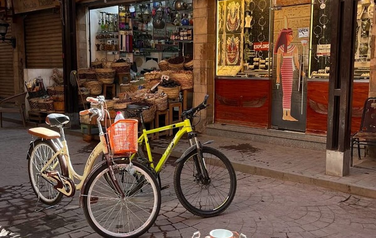 East Luxor Guided Bike Experience with Drinks & Photos