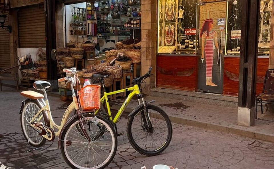 Guided Bike Tour of East Luxor with Scenic Views and Stops