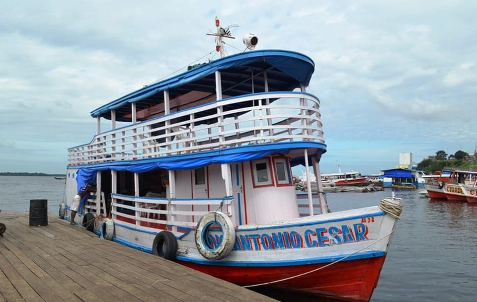 4-Day Amazon River Boat Tour Experience from Manaus