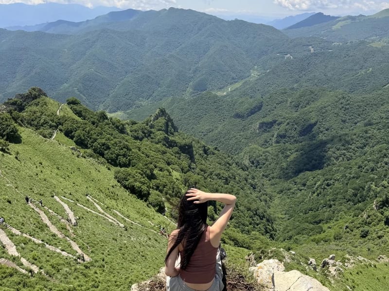 Beijing: Yinniuqu Alpine Meadow Private Day Trip