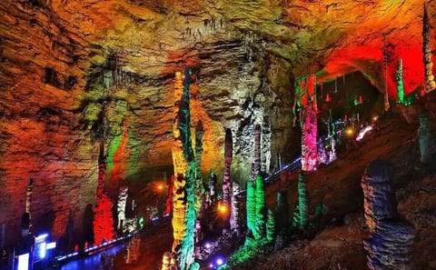 Private 1-Day Tour of Glass Bridge and Yellow Dragon Cave