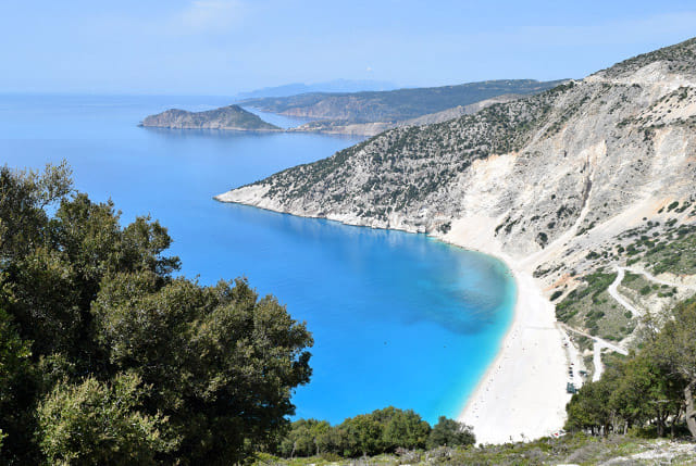 Kefalonia Highlights Local Tour