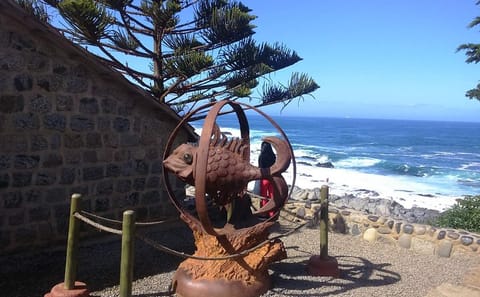 Private Poetry and Wine Tour in Isla Negra from Santiago