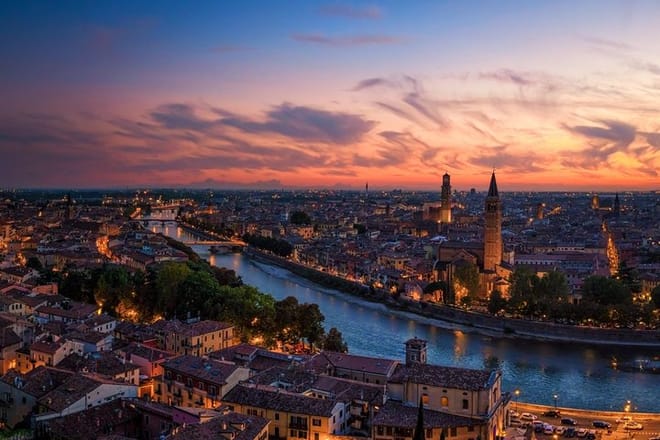 TOP Verona : Private Guided Tour with your mobile photo 5