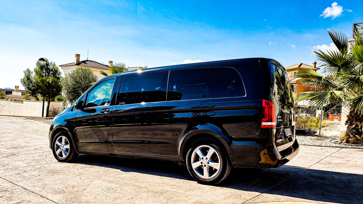 Luxury Transfer Benidorm-Barcelona OR Barcelona-Benidorm