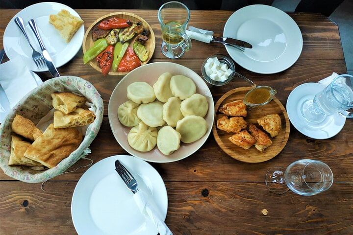 Lunch to taste the best meals from local traditional mountain cuisine