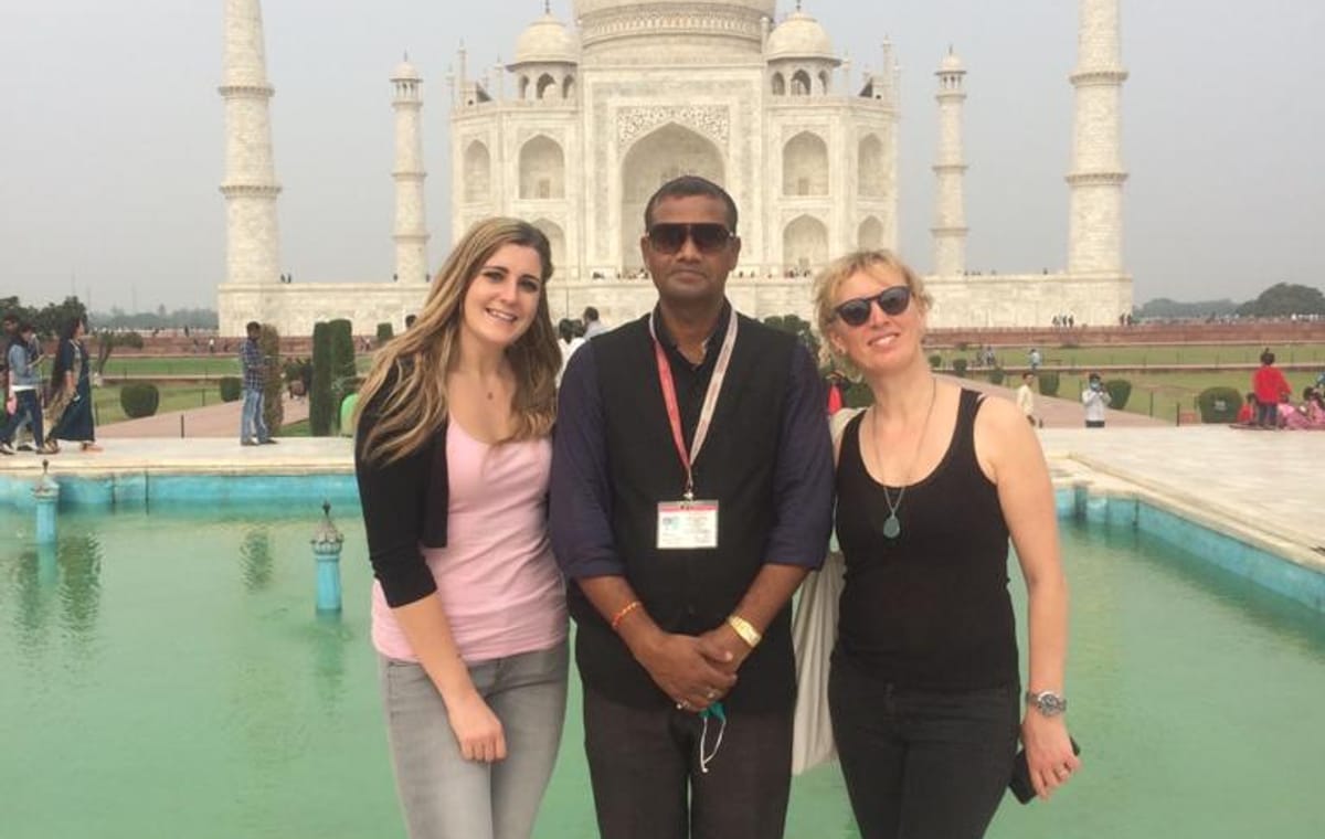 Cultural Heritage Tour of Delhi and Agra's Iconic Landmarks