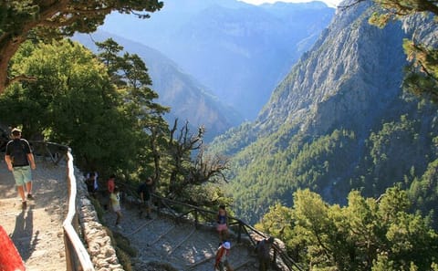 Samaria Gorge Day Tour from Chania with Hotel Pickup