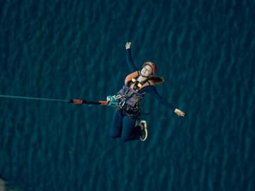 Rope Jumping Adventure in Deniyaya, Sri Lanka