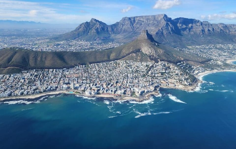 Full-Day Cape Town Tour: Table Mountain and Robben Island