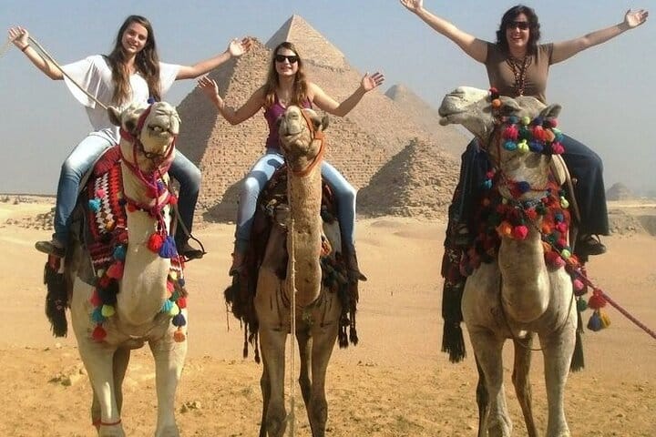 Hurghada to Cairo tour Pyramids of Giza and Sphinx