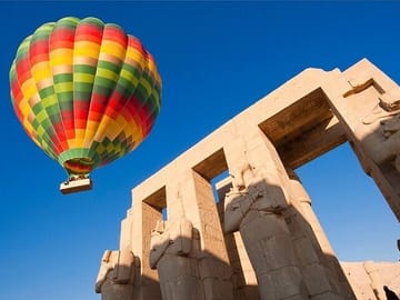Luxor Full-Day: Balloon, West Bank Tour and Private Felucca