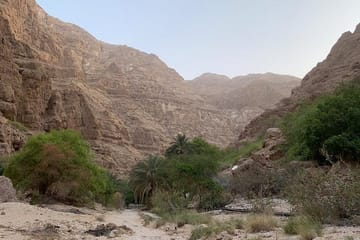 Private Day Trip to Wadi Shab and Bimmah Sinkhole from Muscat