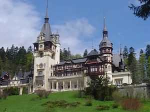 Castle trip from Brasov: OPEN GROUP tour to Bran Castle,  Peles Palace in Sinaia & ONE fortified church