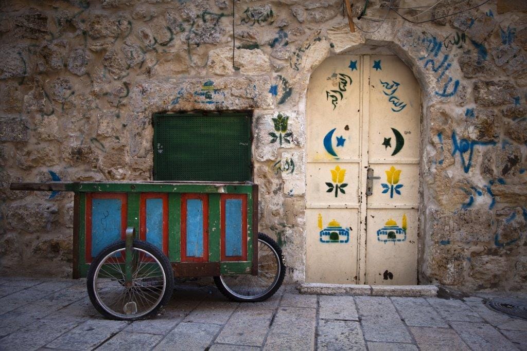 The Peace Route, Spanish-speaking guide (Thursday) 4