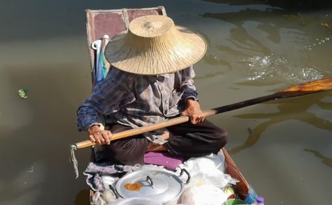 Private Day Tour of Samut Songkhram and Kanchanaburi from Bangkok