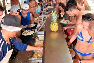 Saona Island Day Trip from Punta Cana with Lunch and Drinks
