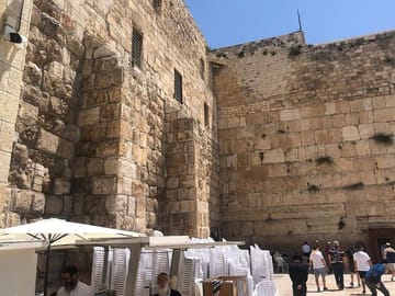 Jerusalem City Tour with Guided Visits to Historic Sites