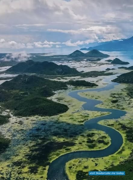 private, guided Tour: 67km All highlights in magical 3 hours: The all-over-the-Skadar-Lake-National-Park Boat Excursion