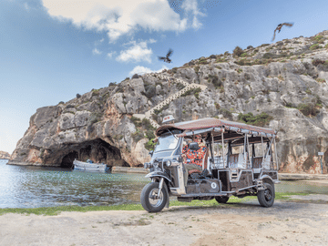 Afternoon Valletta Harbour Cruise and Free Time In Sliema (Including Guide and Transport)