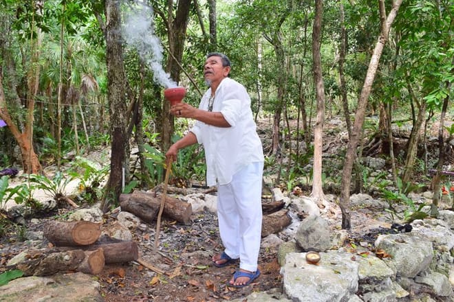 Aventura en cenote Yaxmuul Ceremonia y rapel del chamán maya