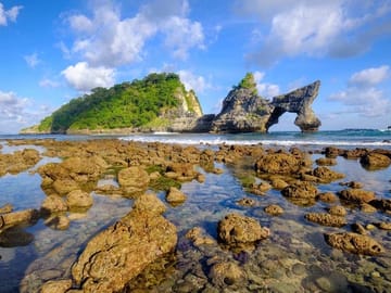 Cycling Day Trip to Nusa Penida from Kintamani and Ubud