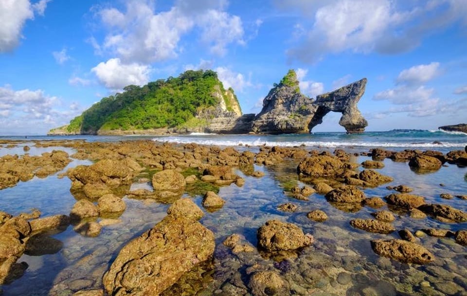 Cycling Day Trip to Nusa Penida from Kintamani and Ubud