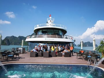 Stellar of The Sea Cruise - Greatest Modern Yatch in Halong Bay