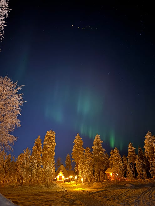 In Search of the Northern Lights – Reindeer Sleigh Ride Under the Arctic Sky