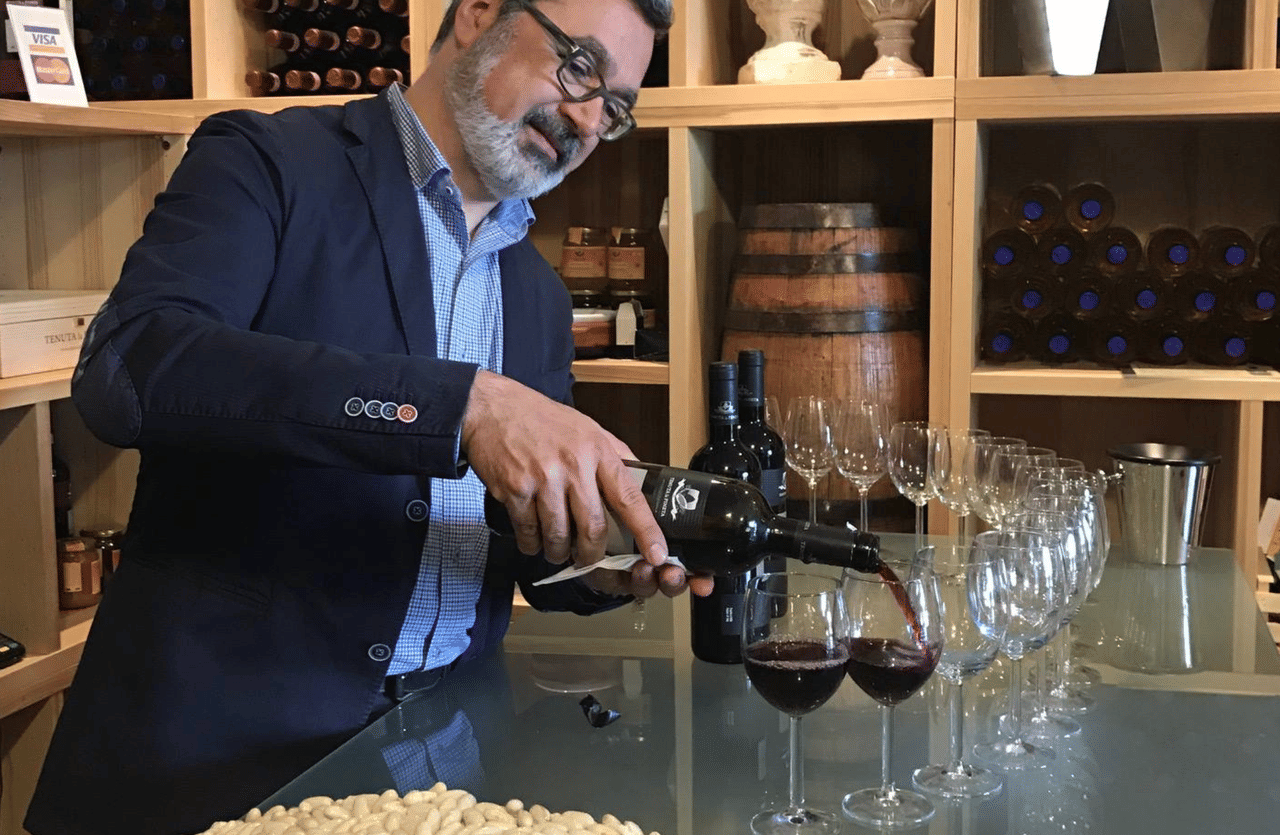 Boutique Winery Visit & Wine Tasting near Arezzo 6