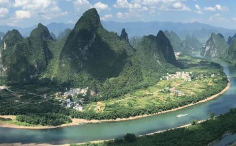 5-Day Scenic Nature and Culture Tour in Guilin, China