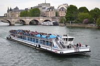CDG Transfer & Disneyland Trip with Seine Cruise & Eiffel Summit 5