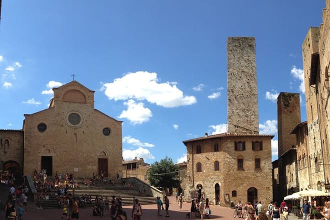 PRIVATE Full-Day Tour of San Gimignano and Volterra 6