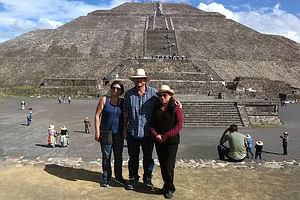 Private Tour: Teotihuacan and Guadalupe Shrine