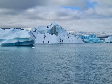 Jökulsárlón & Diamond Beach – A Tailored Private South Coast Experience for Families, photo 7
