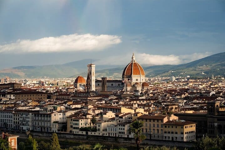 Private Luxury Transfer from Naples to Florence 4