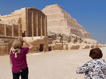 Saqqara Pyramids and Memphis Private 5-Hour Tour with Admissions