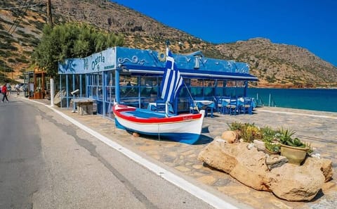 Day Trip to Agios Nikolaos, Plaka, and Spinalonga from Heraklion