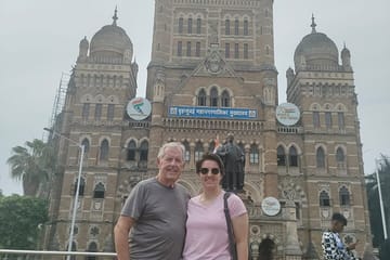 Mumbai to Indore Ancient Caves and Temples Tour