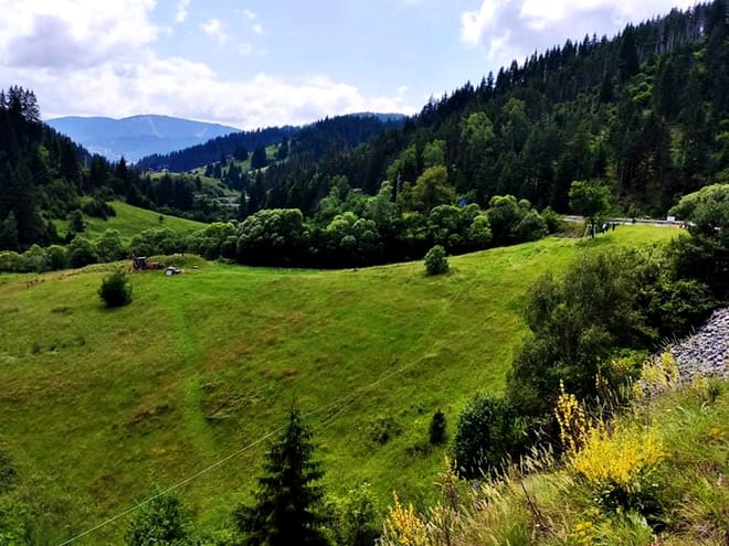 Ultimate Hiking in the Geo Center of Bulgaria - Uzana photo 4