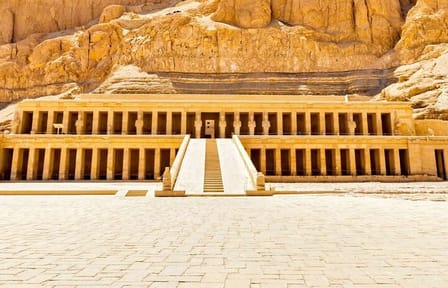 Private Full-Day Tour of Luxor by Plane from Cairo