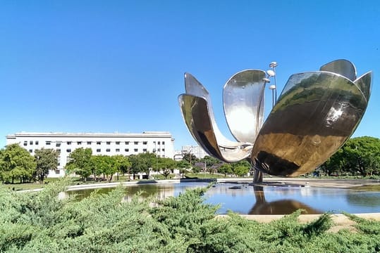 Walking Tour of the Recoleta Neighborhood in Buenos Aires