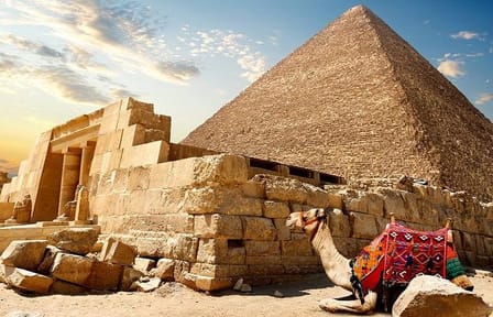 Private Day Tour from Hurghada to Cairo and Giza