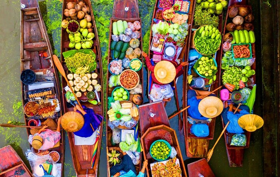 Small Group Tour of Bangkok's Floating and Train Markets