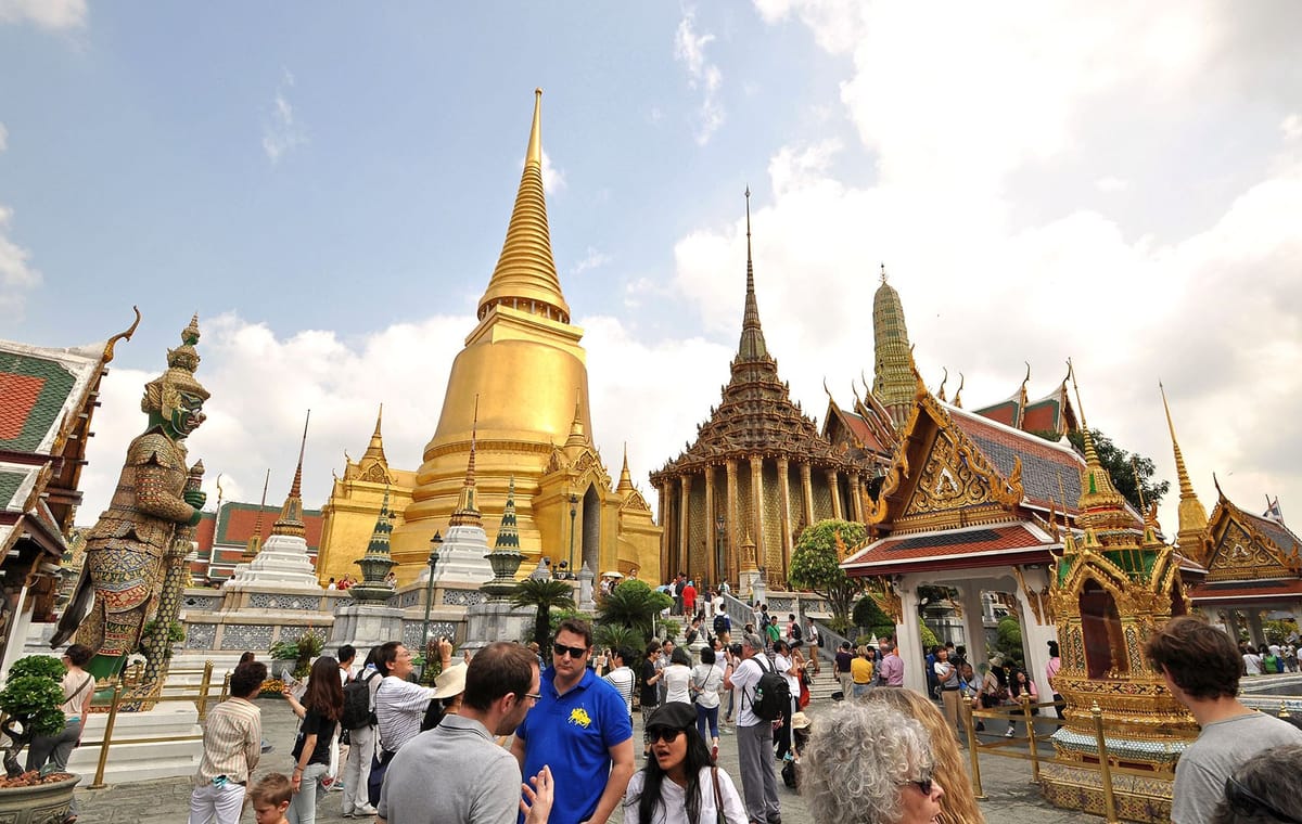 Private Guided Tour of Grand Palace, Emerald Buddha & Reclining Buddha