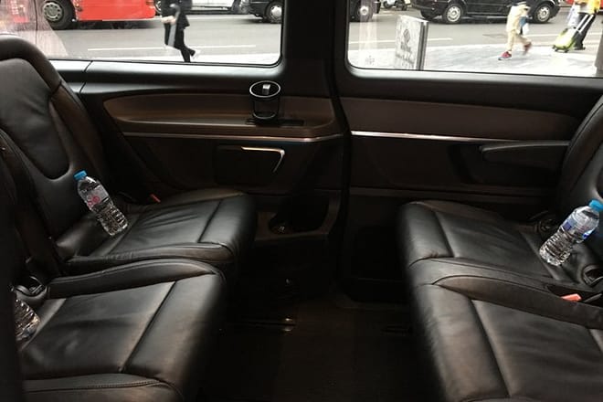 London Stansted Airport Private Transfers to/from London (Postcode E1 to E14) 3
