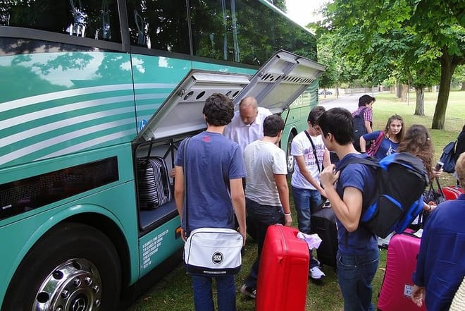 Private transfers between Luton Airport - London Paddington Train Station 9