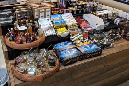Weekend Reykjavik Food Tour (Reykjavik Flea Market stop)