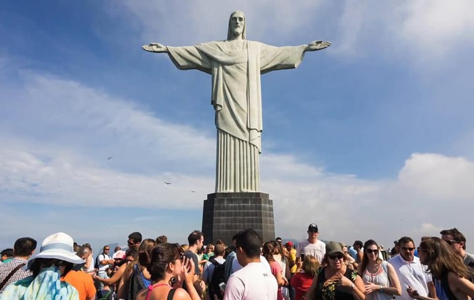 Jeep Tour 4 Wonders – Christ Redeeemer, Sugar Loaf, Maracanã & Selaron