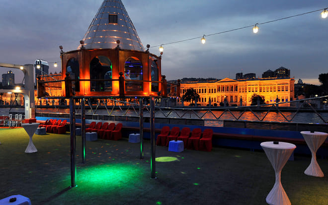 Istanbul: Heartbeat Small Group Adventure & Culinary Experience